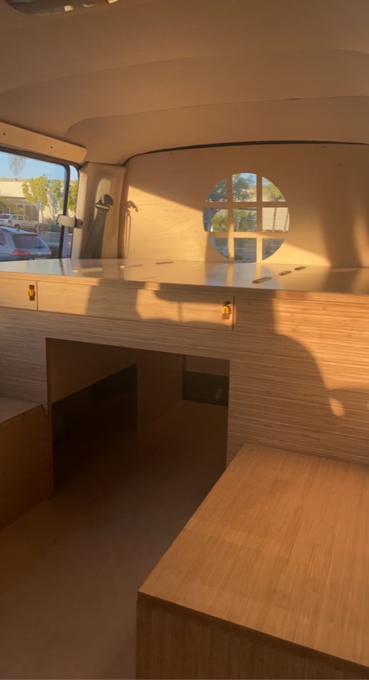 Travis' HiAce — photograph 1